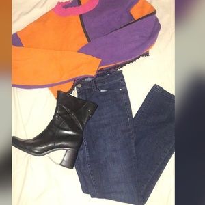 Curvy Fit Ann Taylor BootCut Jeans